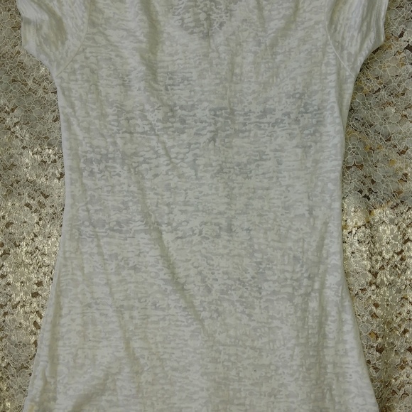 Top - Picture 2 of 3